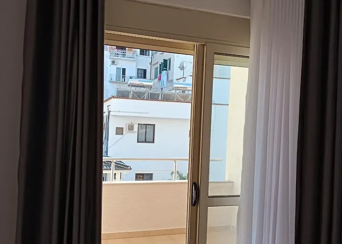 公寓 Superior 2 Minutes Far From The *