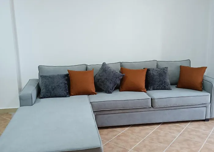 Superior 2 Minutes Far From The 公寓 Durrës