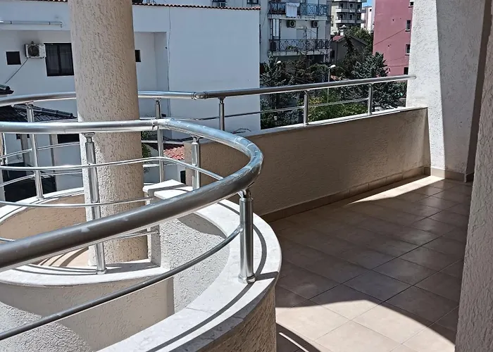 公寓 Superior 2 Minutes Far From The *