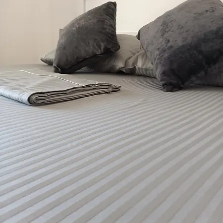 Superior 2 Minutes Far From The *