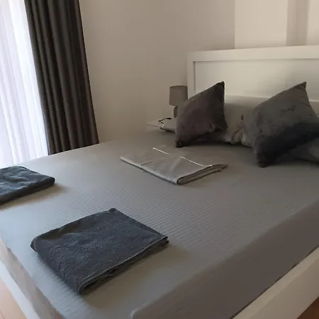 Superior 2 Minutes Far From The