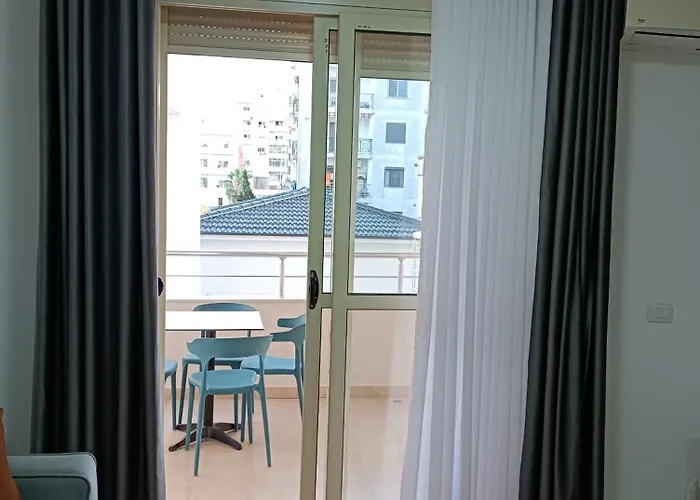 Apartment Superior 2 Minutes Far From The Durres