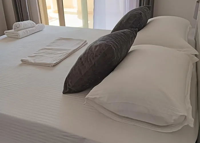 Apartment Superior 2 Minutes Far From The *